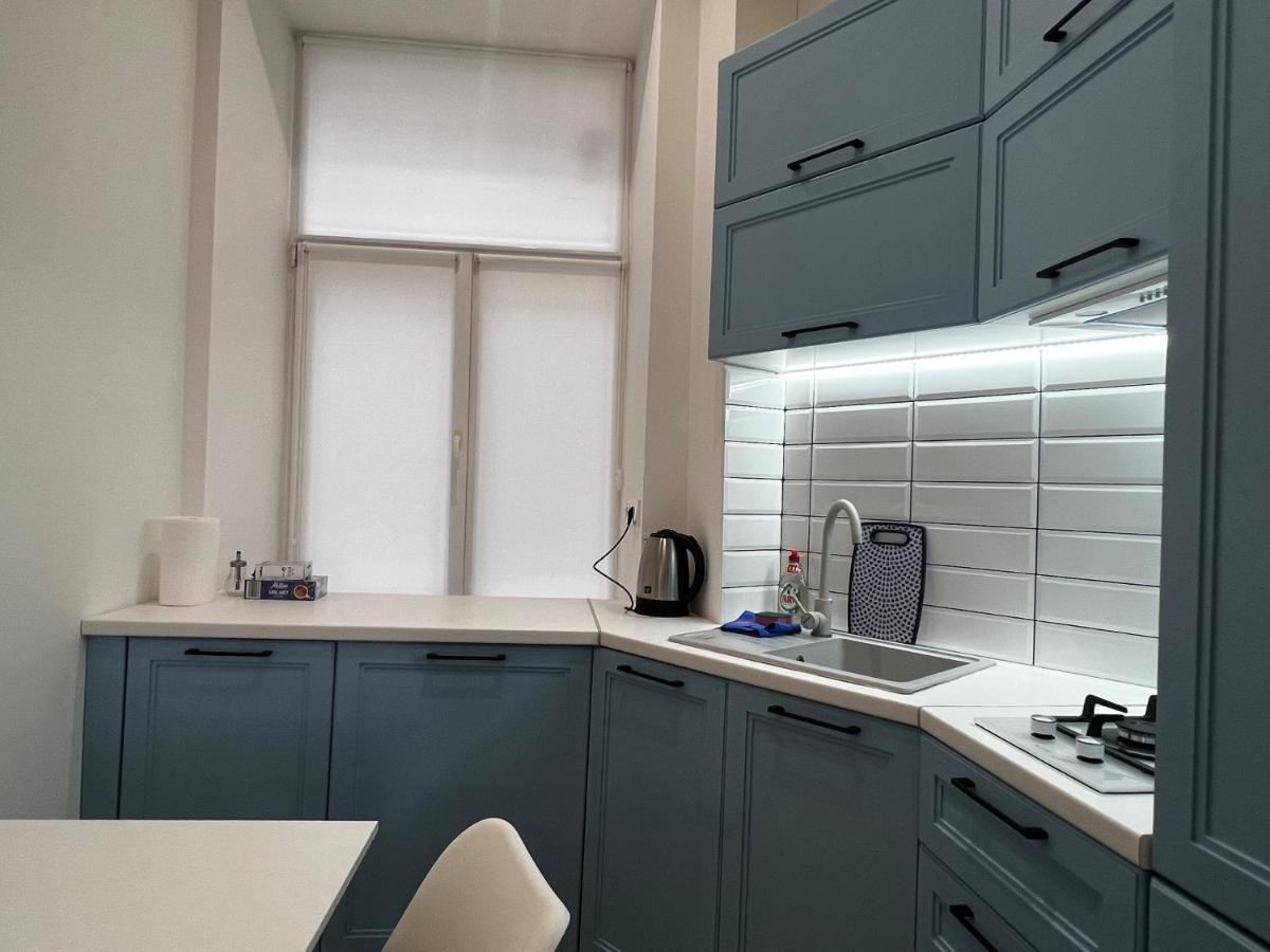 Apartment Lesya Kurbasa Lviv Eksteriør bilde