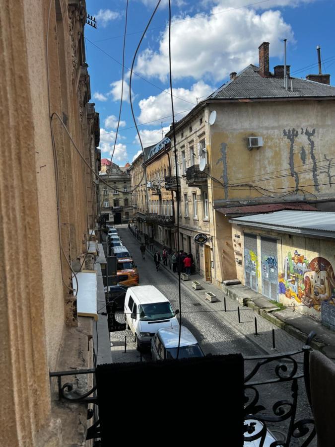 Apartment Lesya Kurbasa Lviv Eksteriør bilde