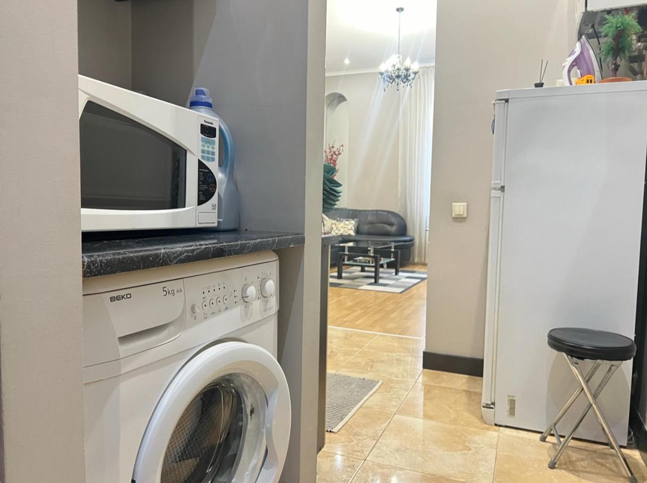 Apartment Lesya Kurbasa Lviv Eksteriør bilde