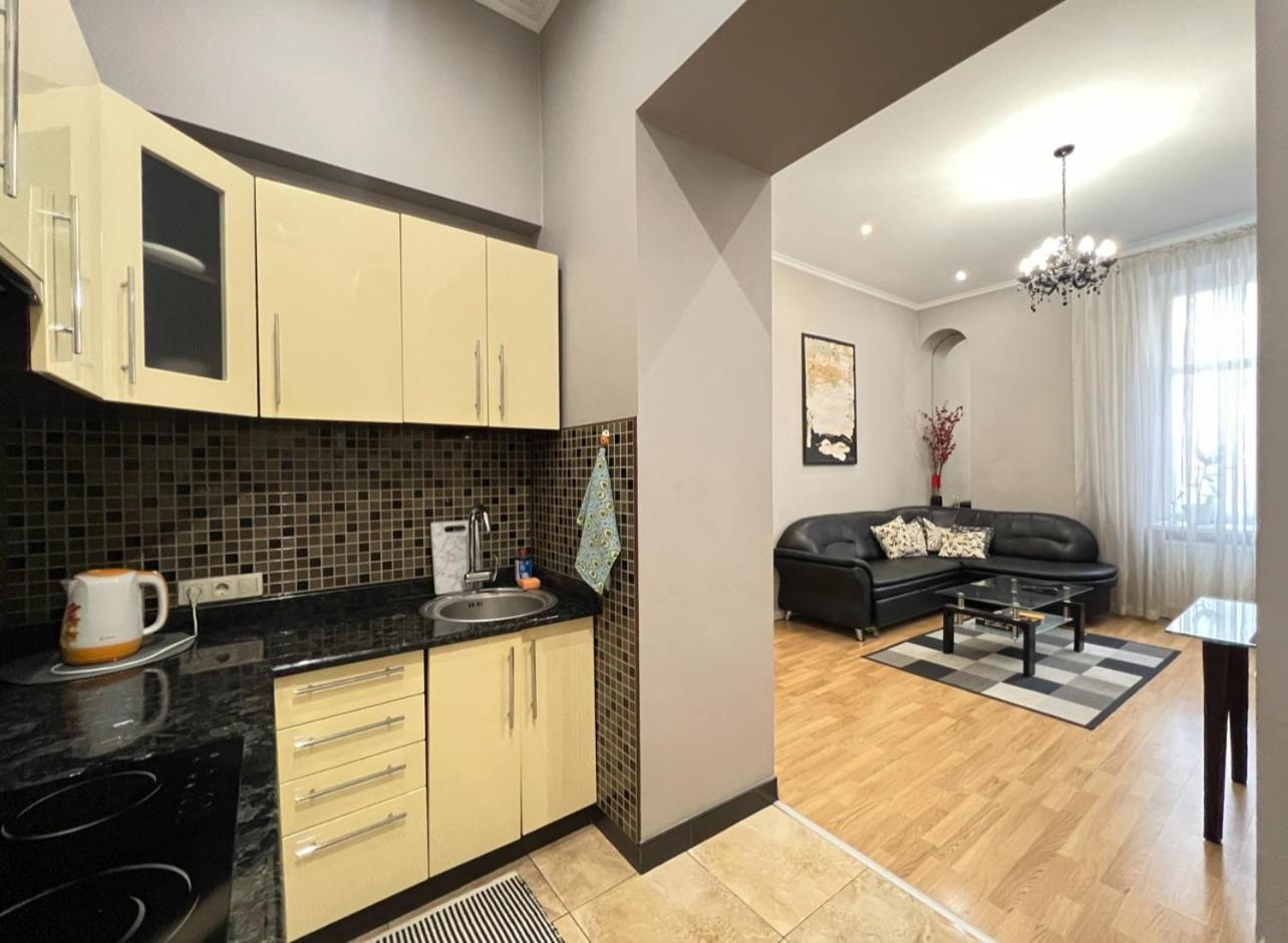 Apartment Lesya Kurbasa Lviv Eksteriør bilde