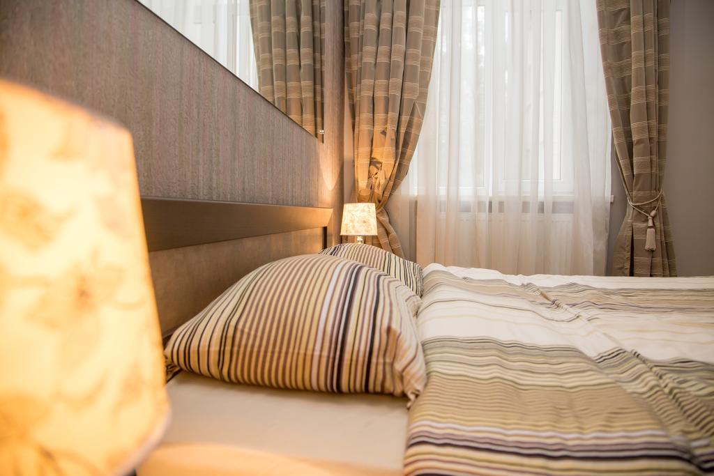 Apartment Lesya Kurbasa Lviv Eksteriør bilde